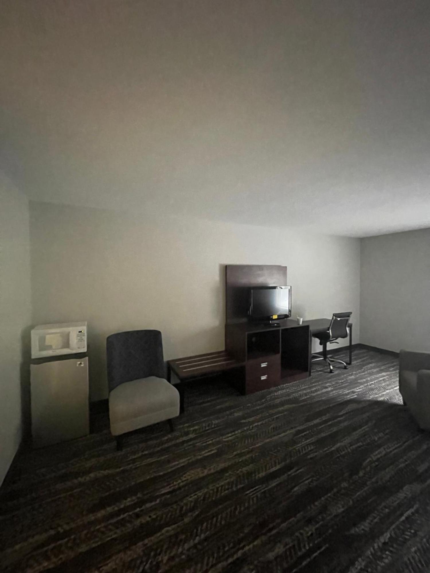 Clarion Pointe-dillard Near Blue Ridge Mountains 2* Dillard