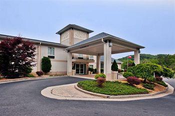Clarion Pointe-dillard Near Blue Ridge Mountains Hotel Dillard